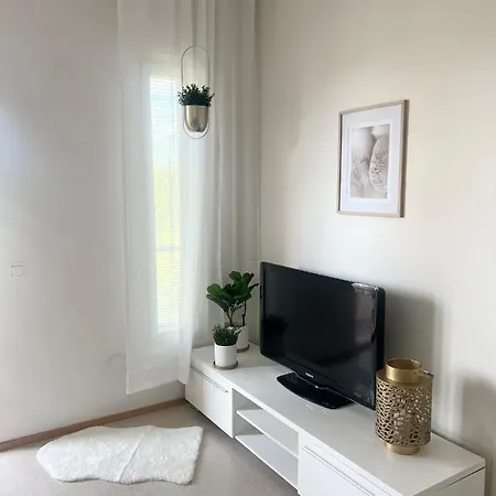 Gem Of Annala - Private Sauna, Free Parking And Wifi Tampere